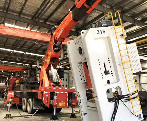 胡市镇附近随车吊出租，轻松解决运输难题