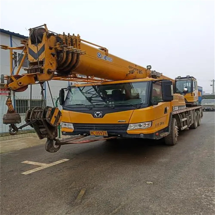 胡市镇吊车出租保险：全面覆盖，安全无忧