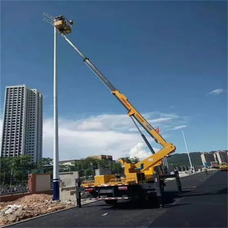 胡市镇维修路灯的曲臂升降车出租